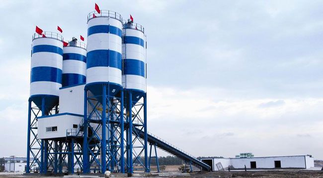 skip type concrete batching plant